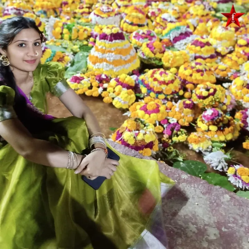 Sindhuja Reddy Sindhuja Reddy