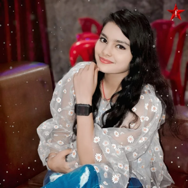 Naina Lakshakar