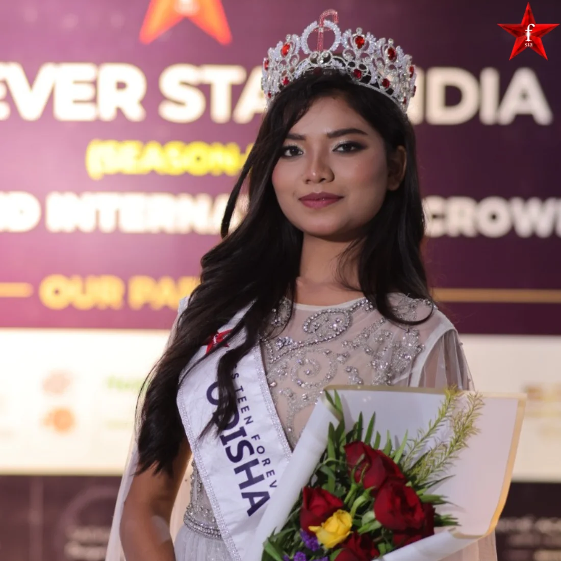 model in miss teen category