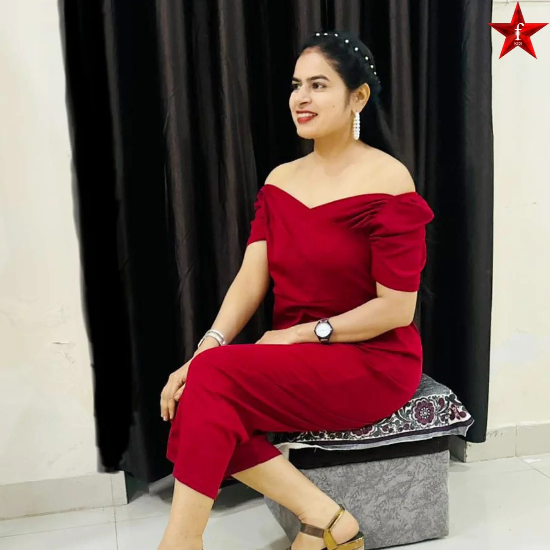 Mrs India 2025 official contestant Jaya Chauhan from bhilwara