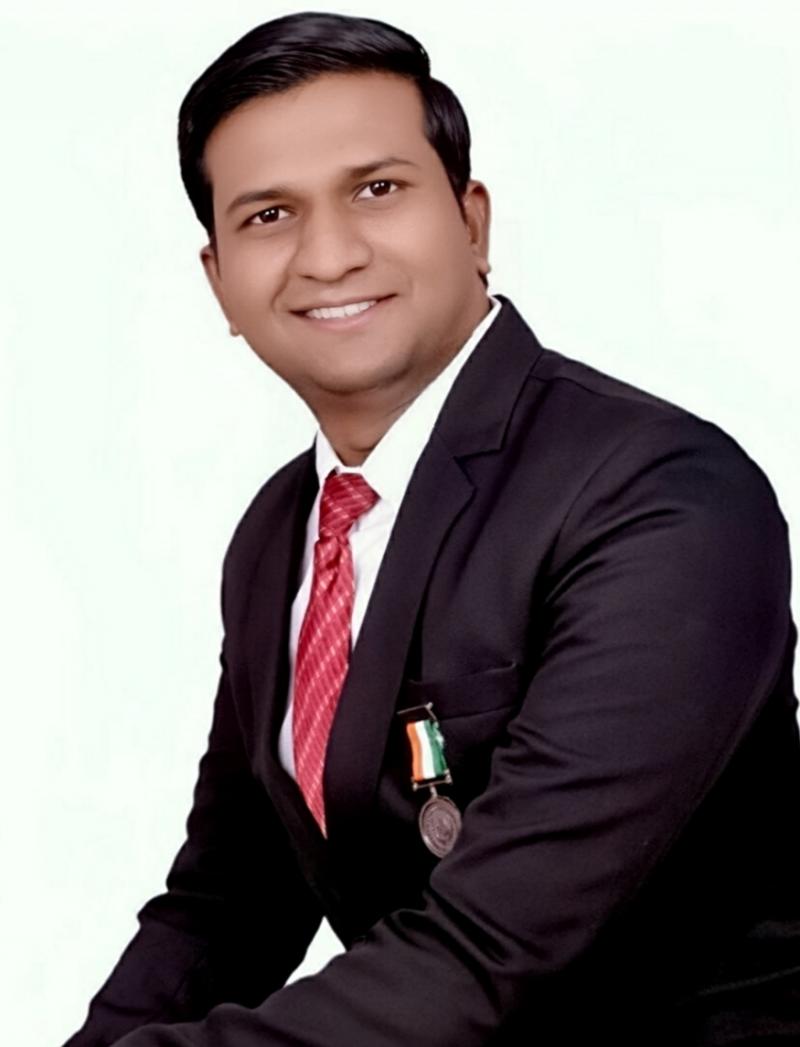 Dr. Bhushan  Paraskar