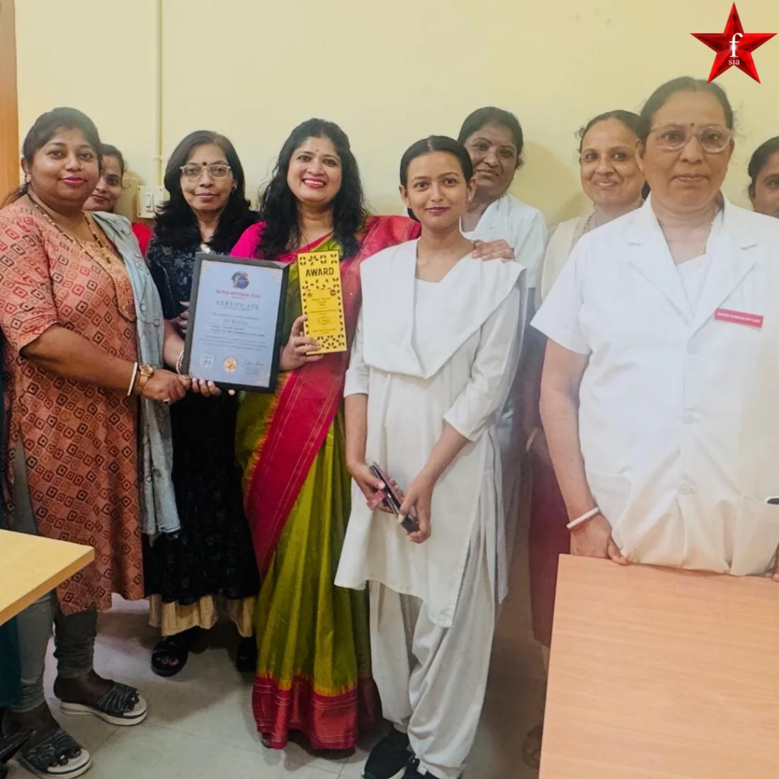 Dr Rekha